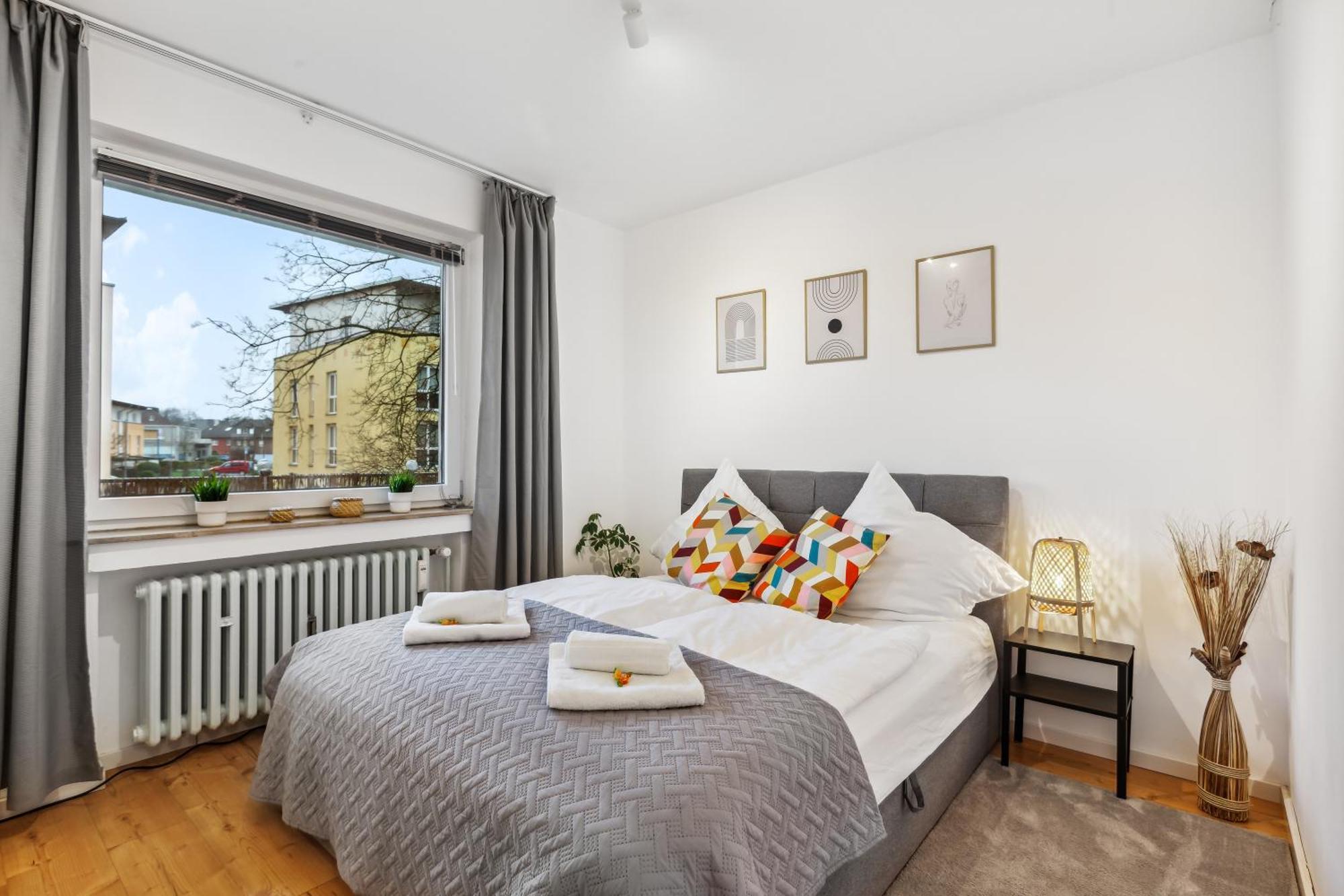 3 Zimmer, 68Qm, Parkplatz, Messe Dus, Logport, Duisport Duisburg Bagian luar foto